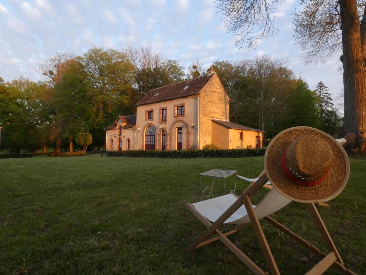 Hotel Des 4 Continents - Le Mans Saint-Saturnin  Exterior foto
