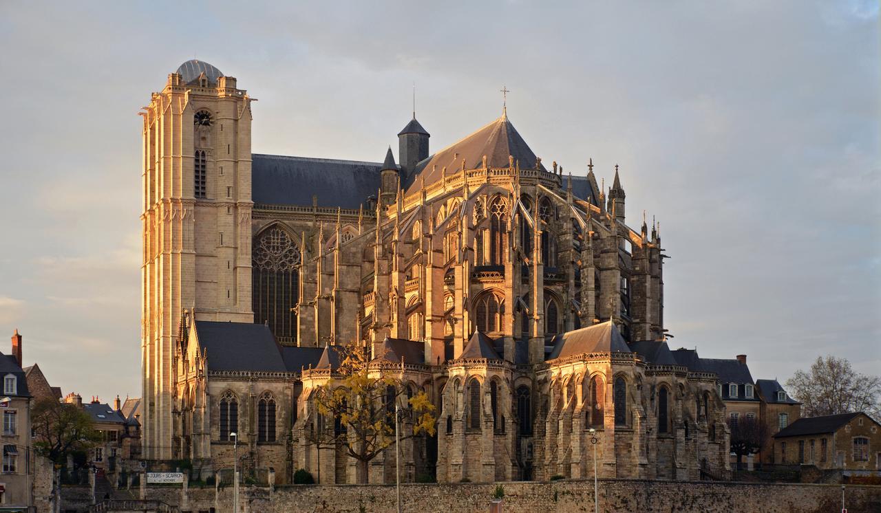 Hotel Des 4 Continents - Le Mans Saint-Saturnin  Exterior foto